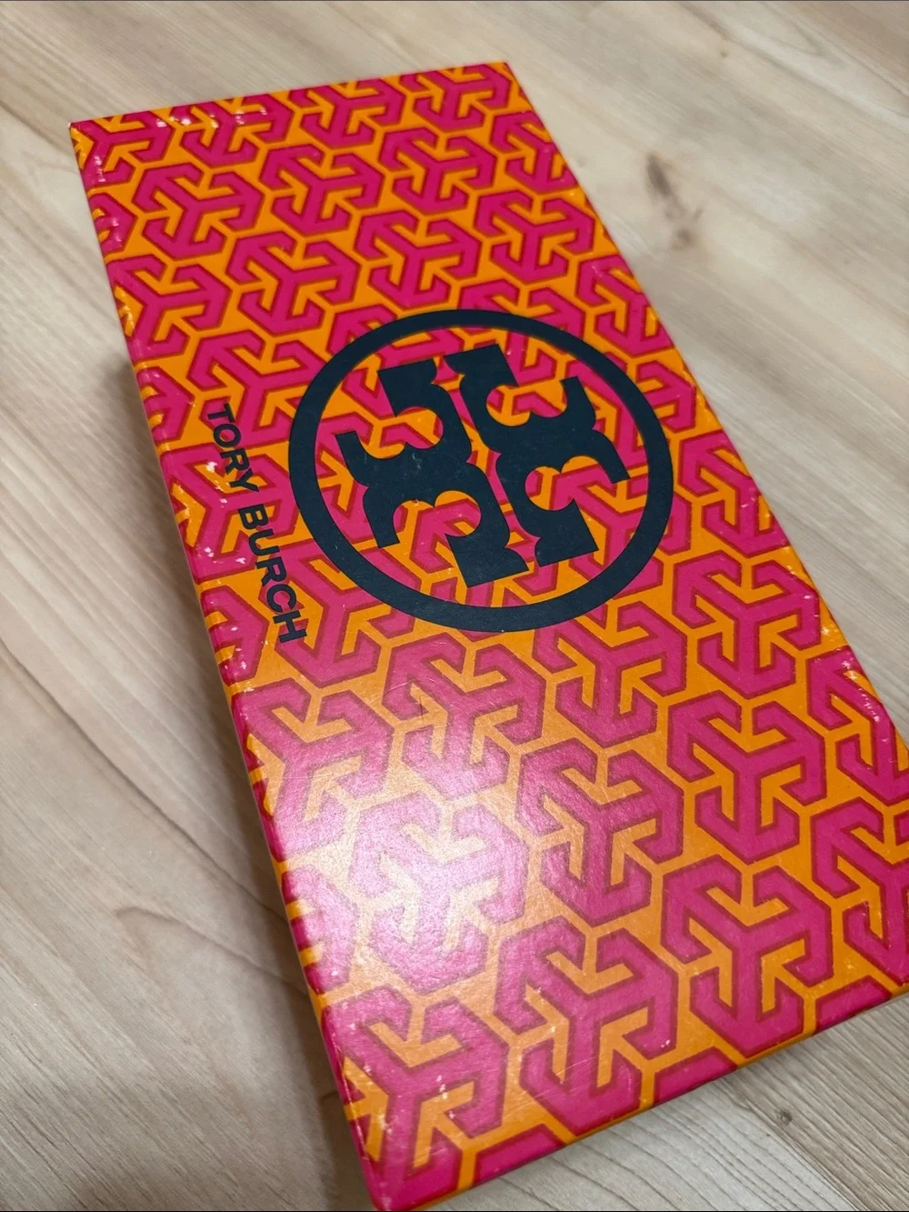 (95%New) Tory Burch Silver Logo Leather Ballet Flats, size 7
